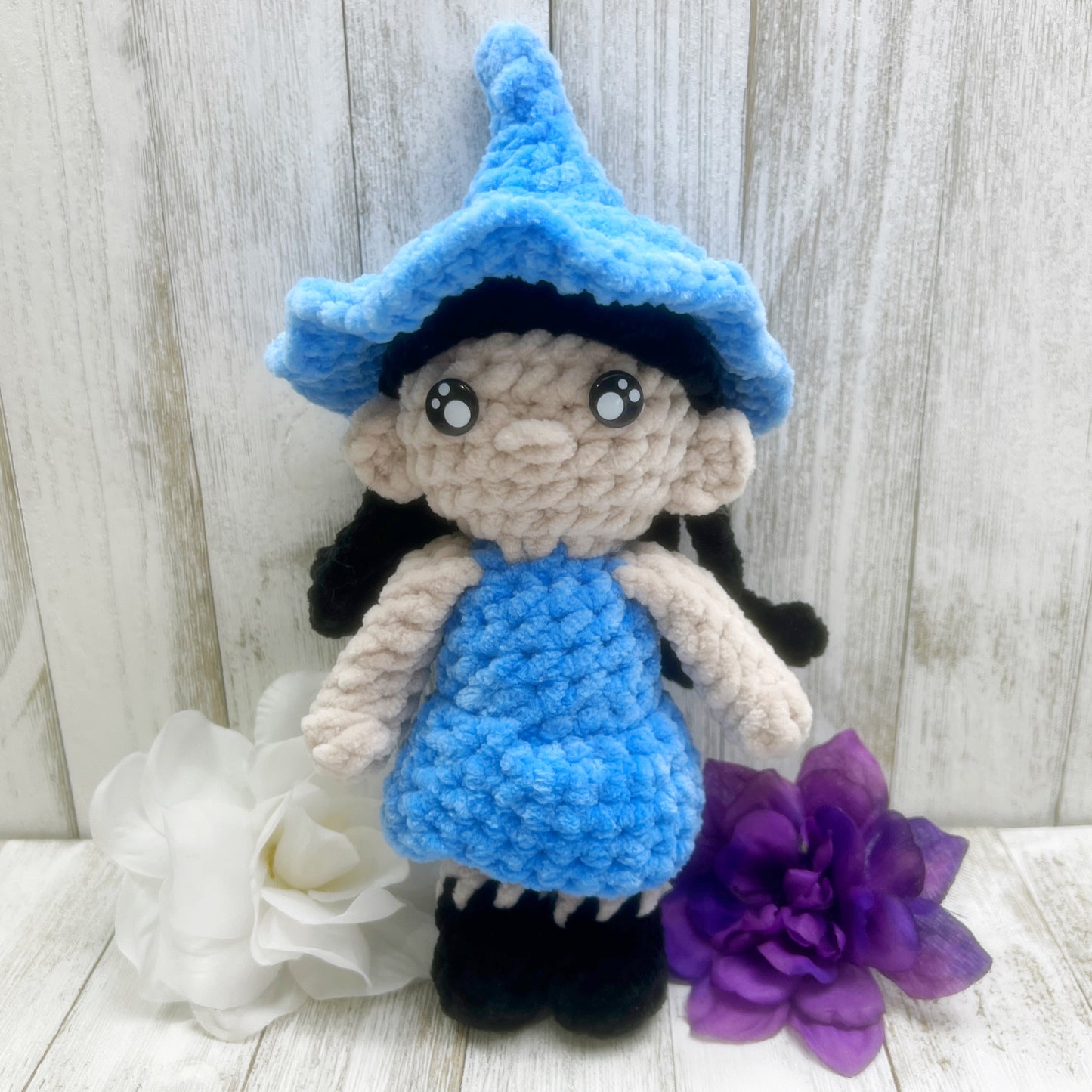 Lo Sew Little Witch Plush Pattern PDF
