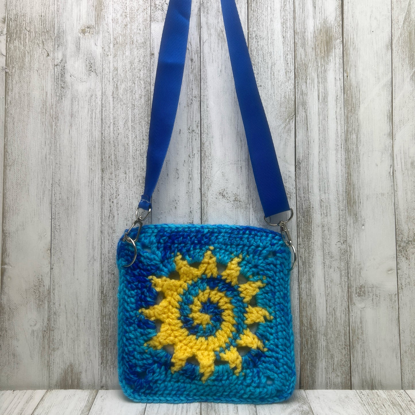 Spiral Sun Hand bag