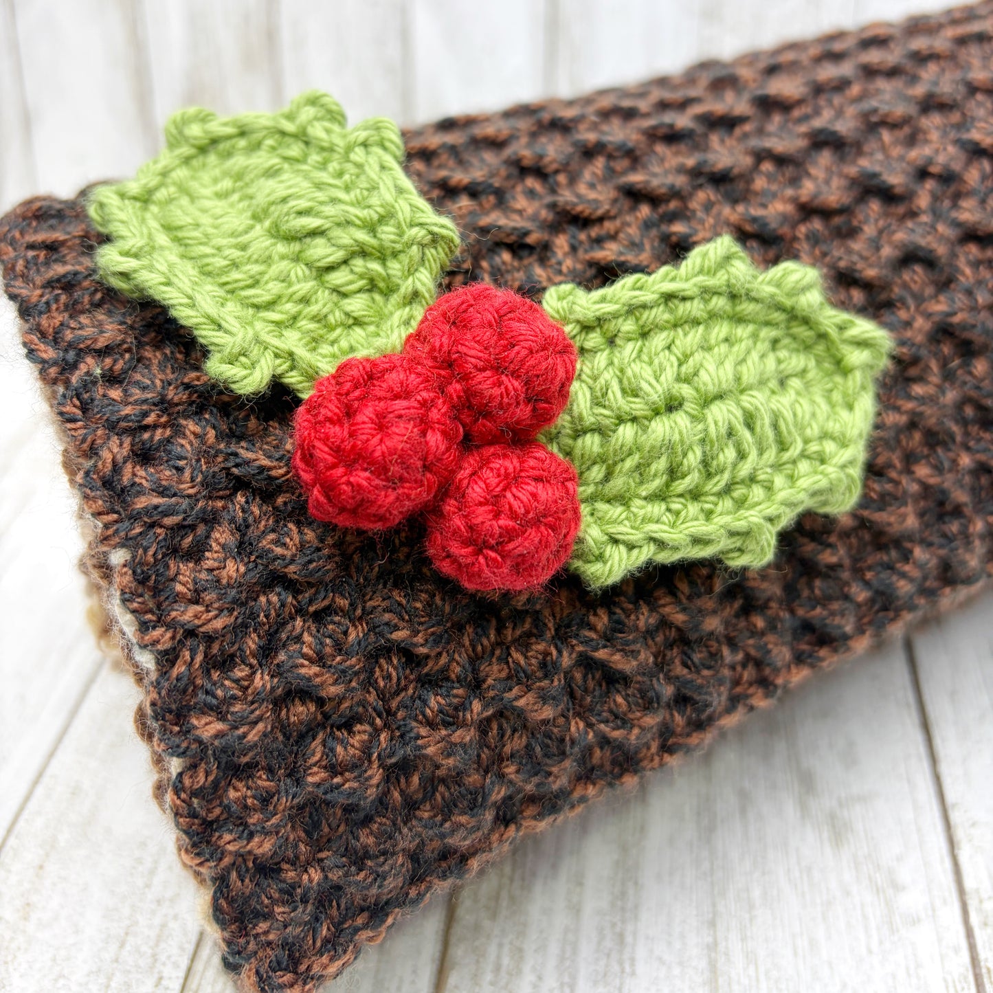 Yule Log Crochet Pattern PDF